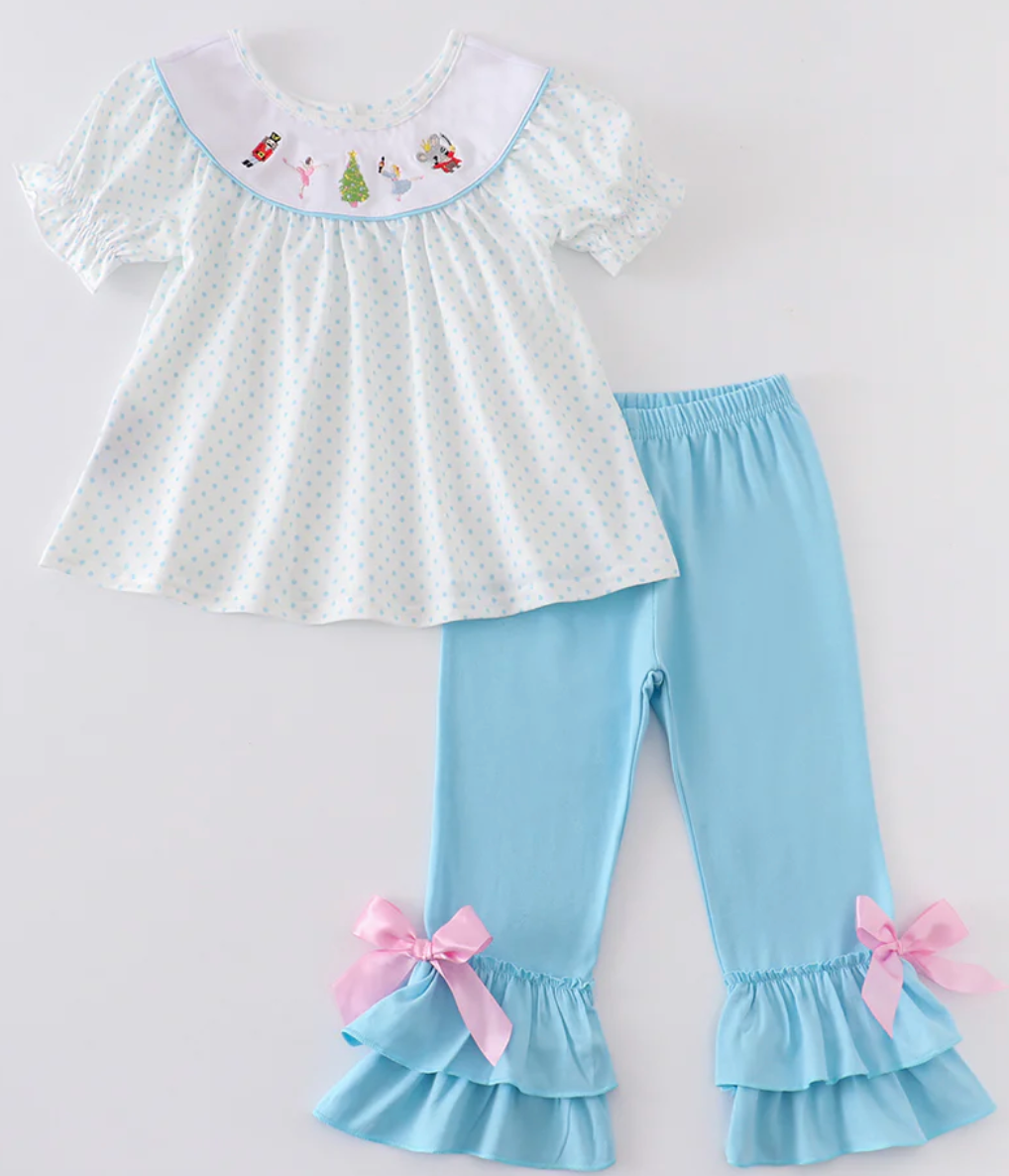 Smocked Nutcracker Outfit, 2 piece set, Great Gift 3T Smocked Nutcracker Outfit, 2 piece set, Great Gift 3T